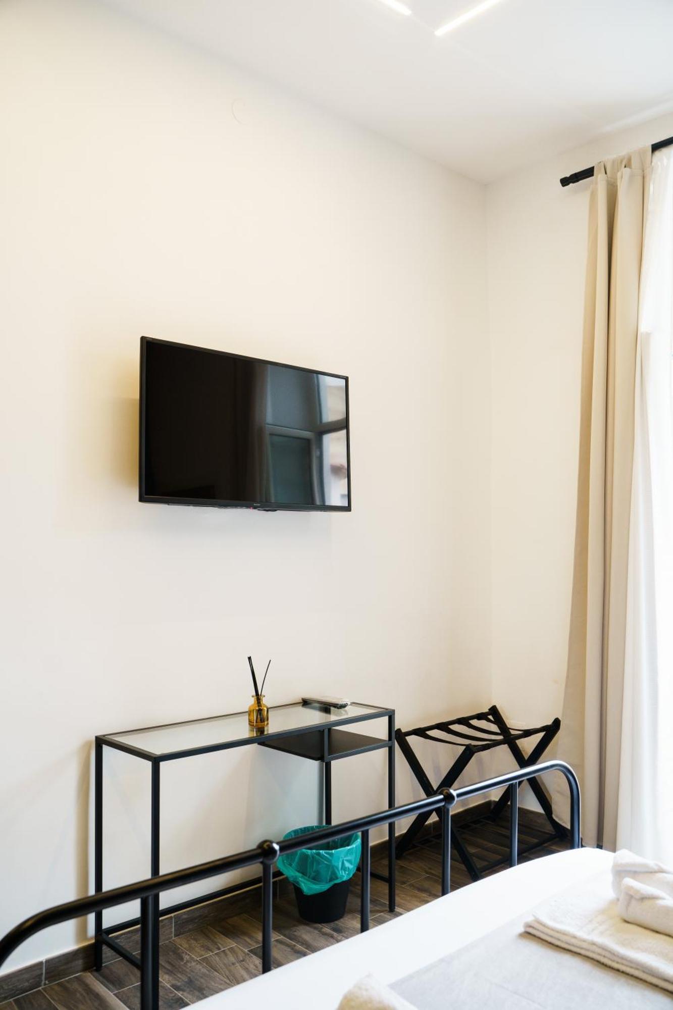 Chiatamone Relais Apartment Naples Exterior photo